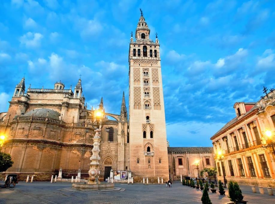 Anfitriones De Glamour - Albor De Sevilla Montequinto Exteriér fotografie