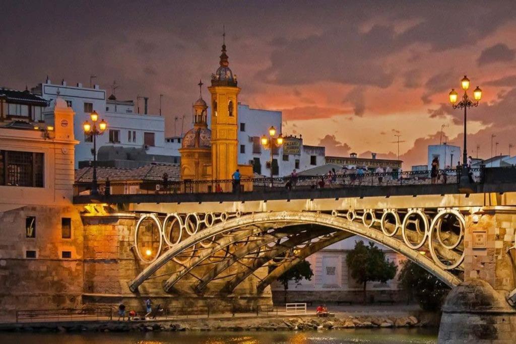Anfitriones De Glamour - Albor De Sevilla Montequinto Exteriér fotografie